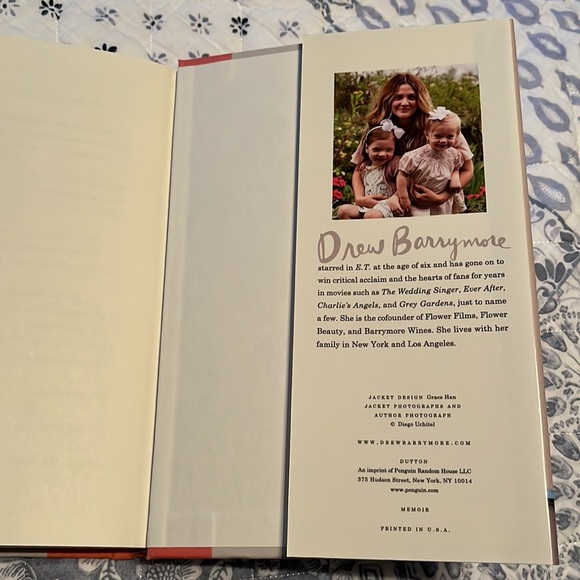 Book - Wildflower by Drew Barrymore - Picture 4 of 5